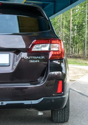 Subaru Outback cena 92900 przebieg: 99600, rok produkcji 2017 z Białystok małe 301